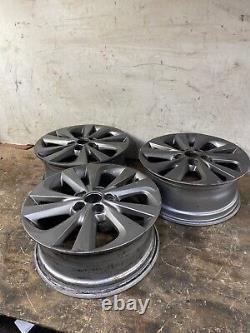 Toyota Auris 2012-2015 Single Alloy 17 Came Off Auris 2015