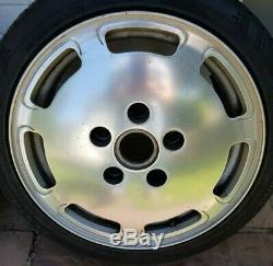 Porsche 928 S4 Jantes En Alliage Avec Les Écrans De La Pression Des Pneus (staggered)