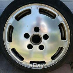 Porsche 928 S4 Jantes En Alliage Avec Les Écrans De La Pression Des Pneus (staggered)