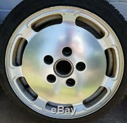 Porsche 928 S4 Jantes En Alliage Avec Les Écrans De La Pression Des Pneus (staggered)